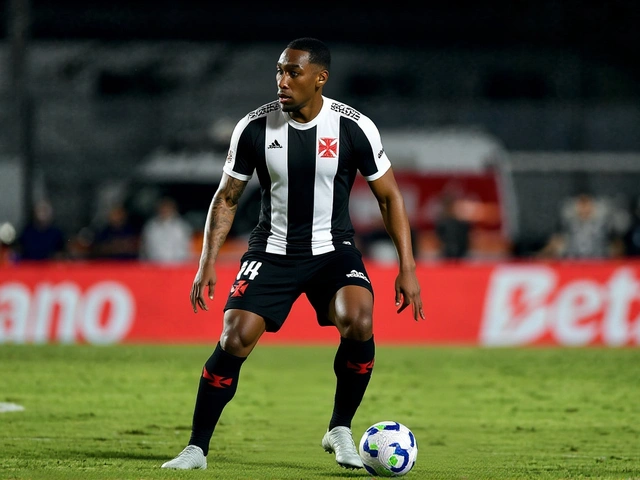 Vasco recusa proposta dos Emirados por Luiz Gustavo, mantendo jogador até 2028